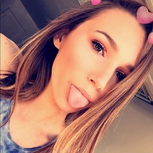 Meet your Posher, Tabitha